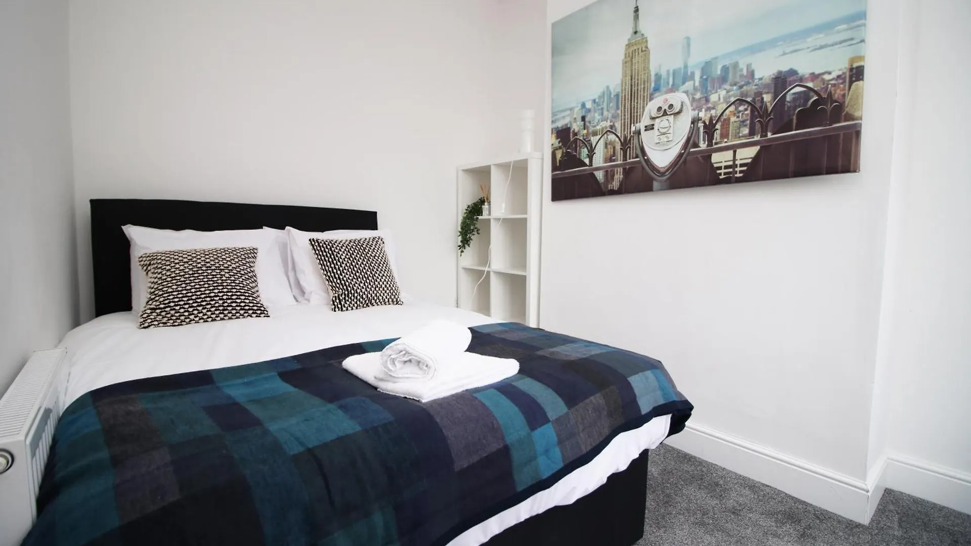 Guest house Royal Oak House By Ty Sa - 5 Bedroom House Cardiff