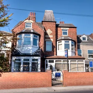 Tower House Executive 5*, Pontefract United Kingdom